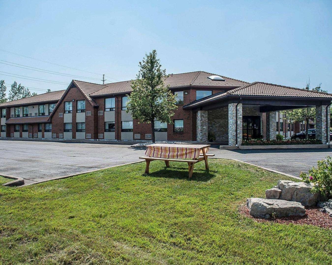 Comfort Inn 3*